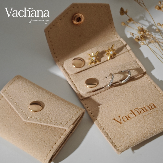 Compact Velvet Envelope Jewelry Pouch