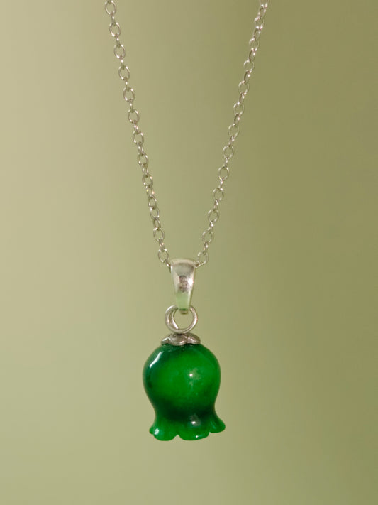 Vachana - Elegant Green Jade Lily Sterling Silver 925 Necklace