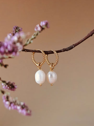 Serpentine Pearl Twisted Huggie Hoop Earrings