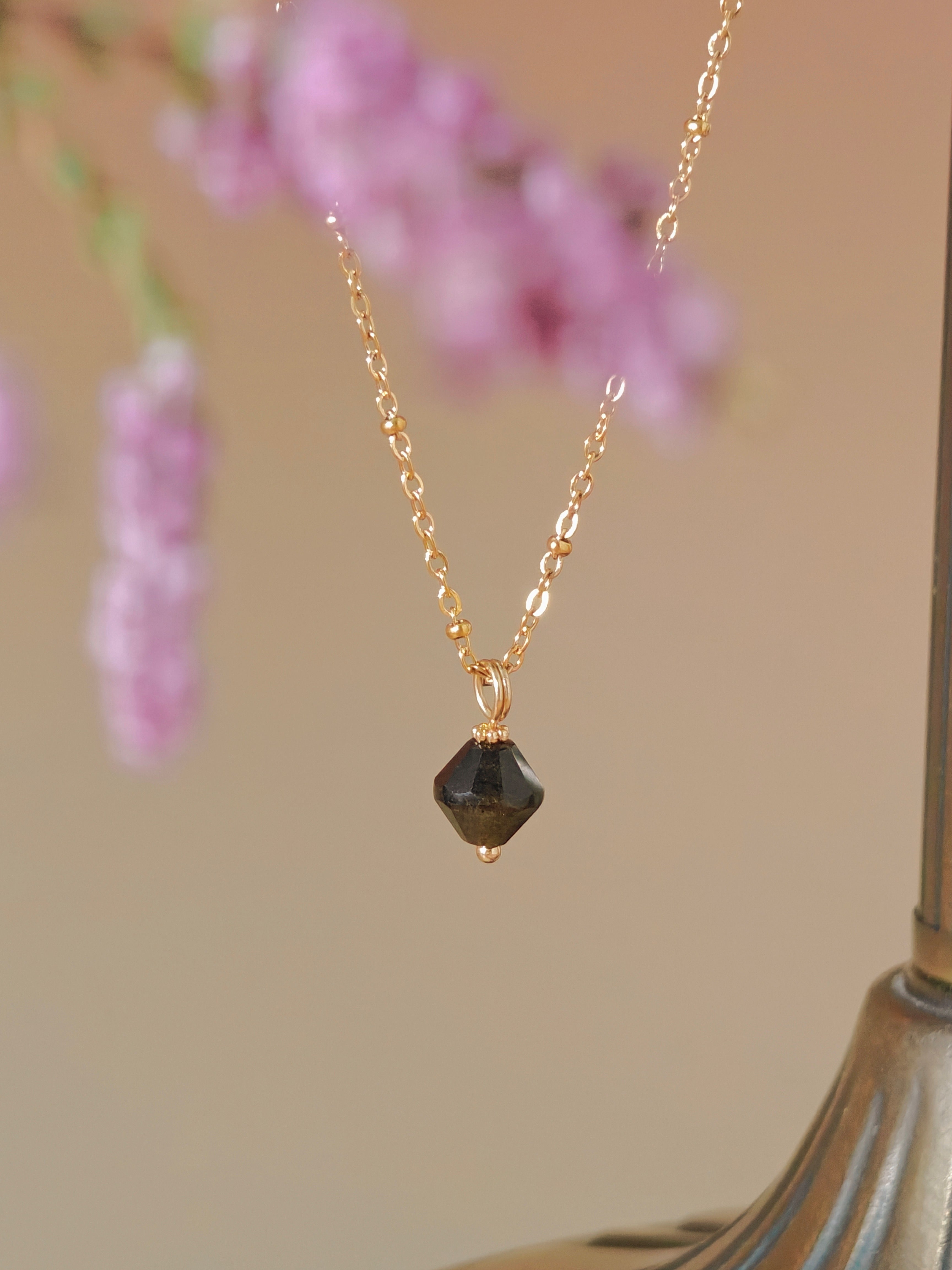 Aurora Rhombus Obsidian Necklace – Vachana Jewelry